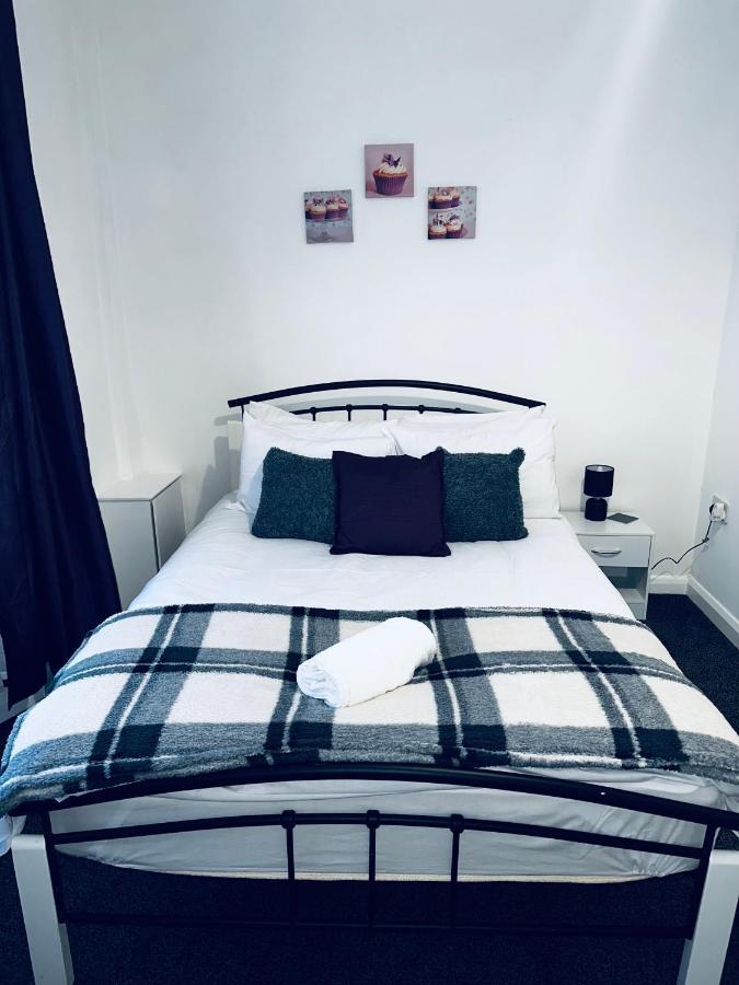Stylish Town House - Modern Double Room - 1 Coventry Luaran gambar